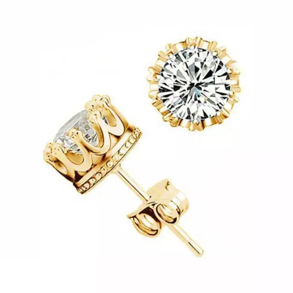 Stunning Gold Stud Earrings - Picture 1 of 3